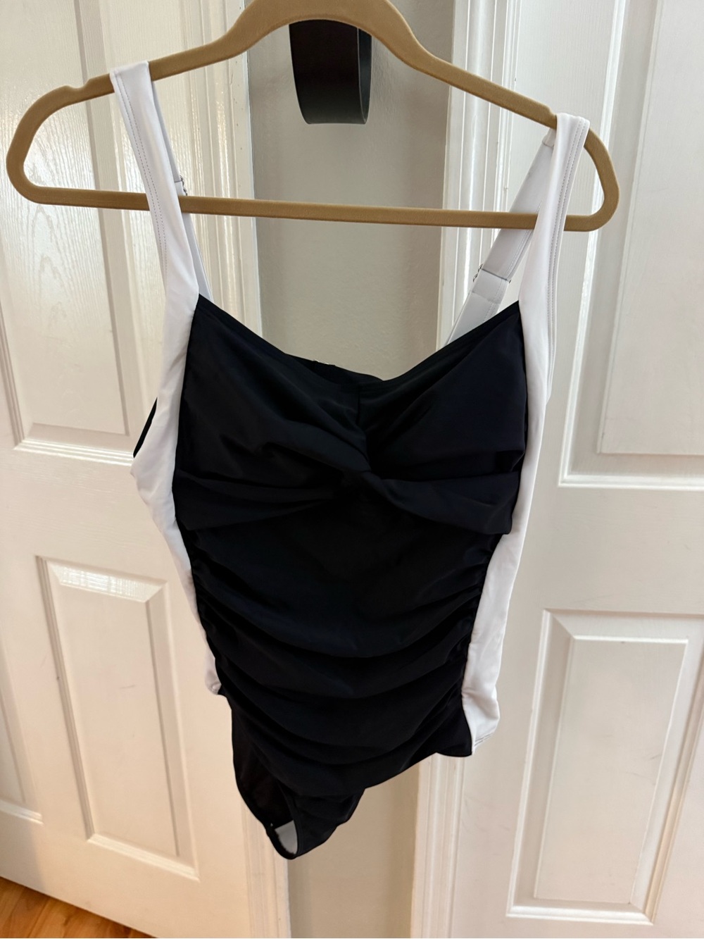 Black & White Ruched Women’s One-Piece Swimsuit